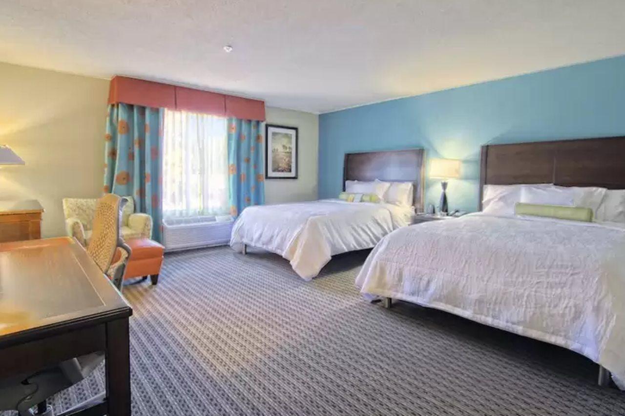 Hilton Garden Inn Midtown Tulsa Buitenkant foto