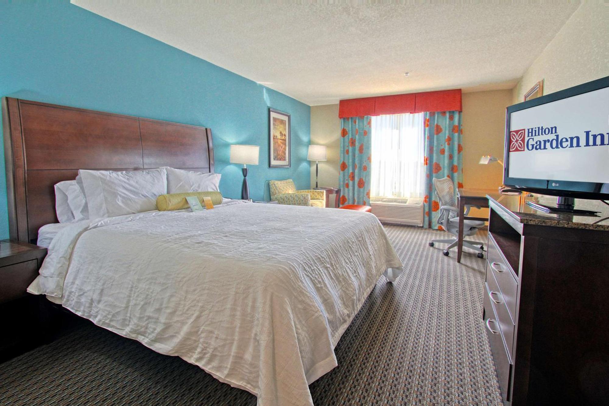 Hilton Garden Inn Midtown Tulsa Buitenkant foto