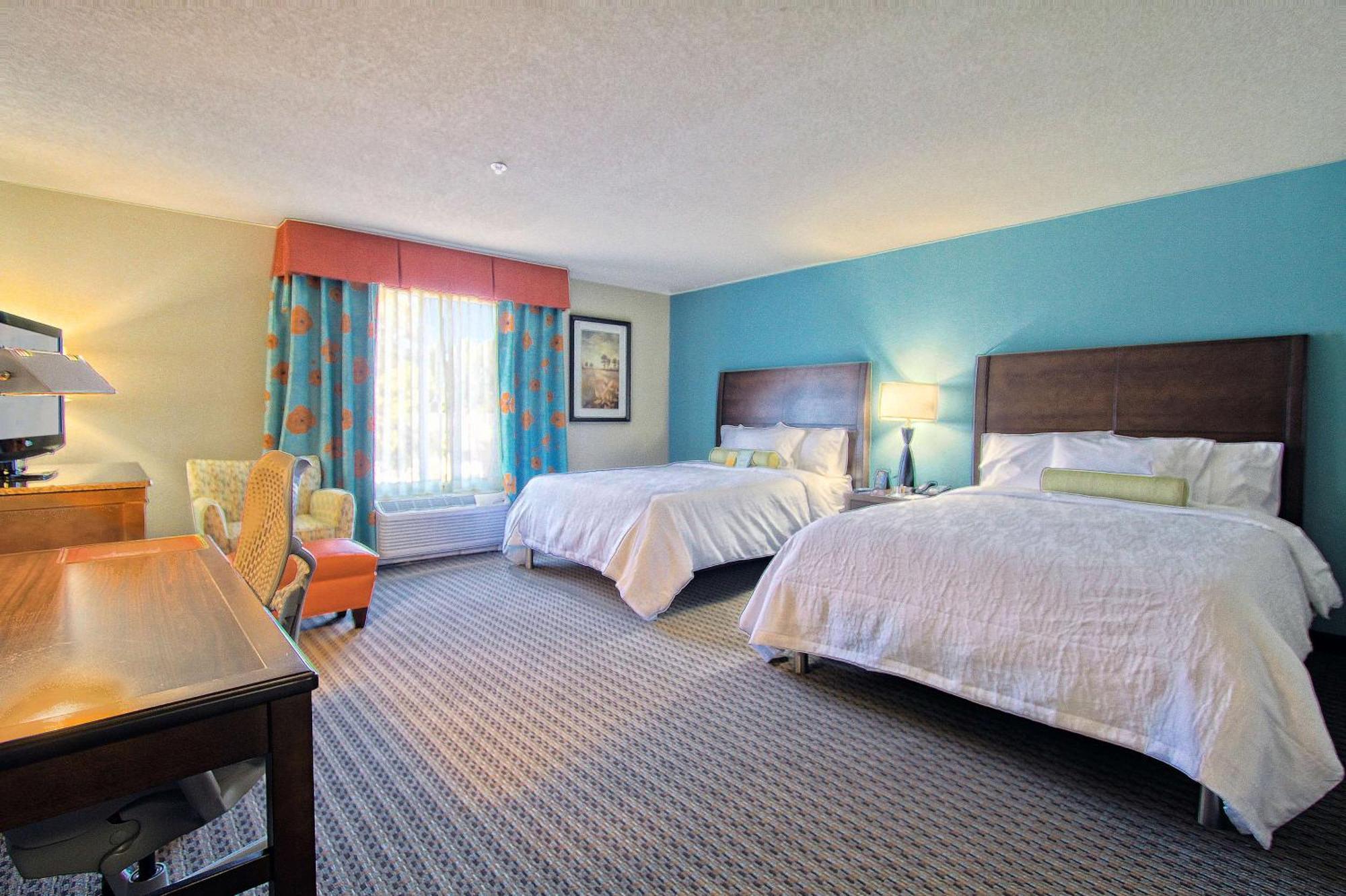 Hilton Garden Inn Midtown Tulsa Buitenkant foto