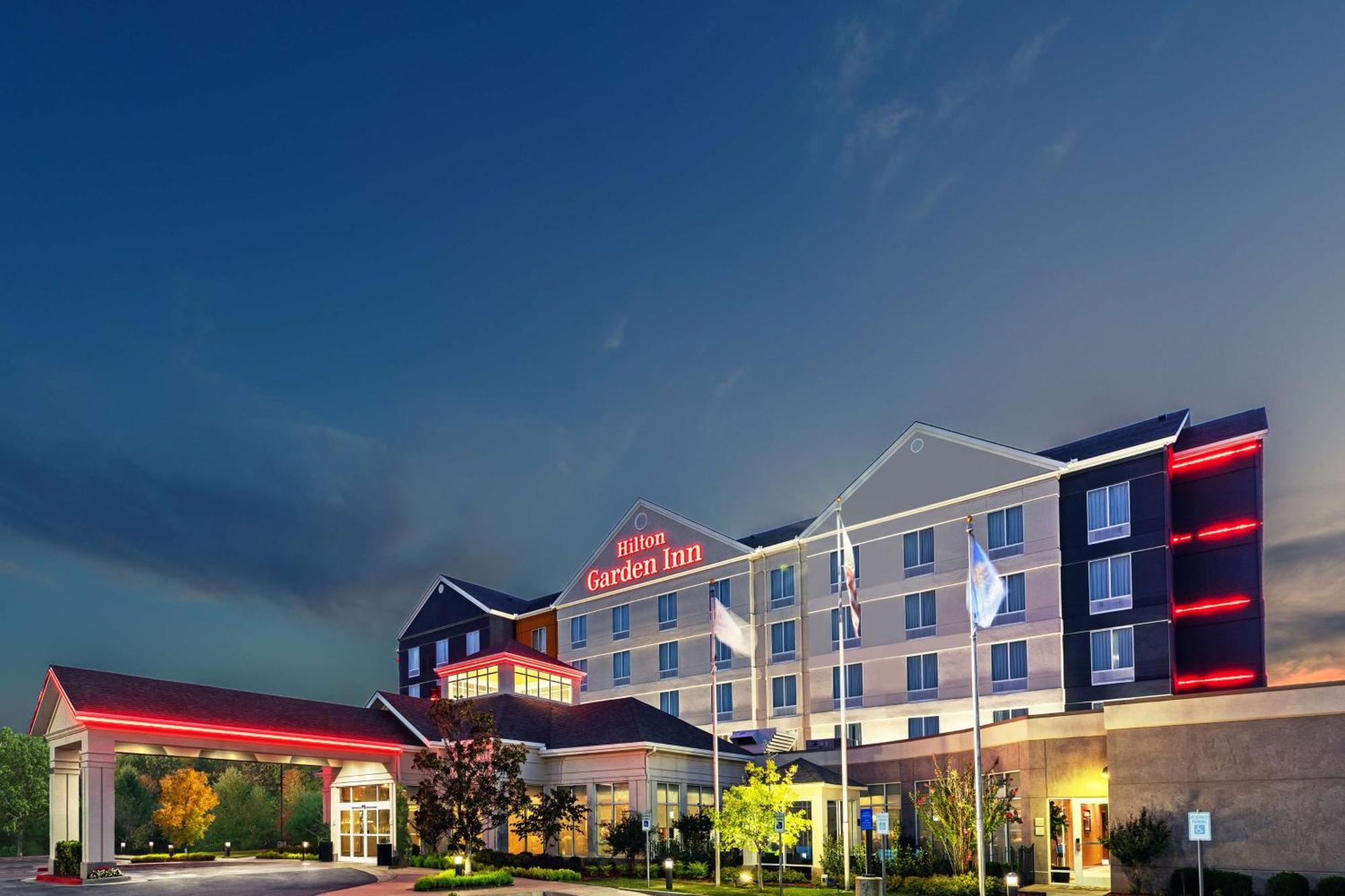 Hilton Garden Inn Midtown Tulsa Buitenkant foto