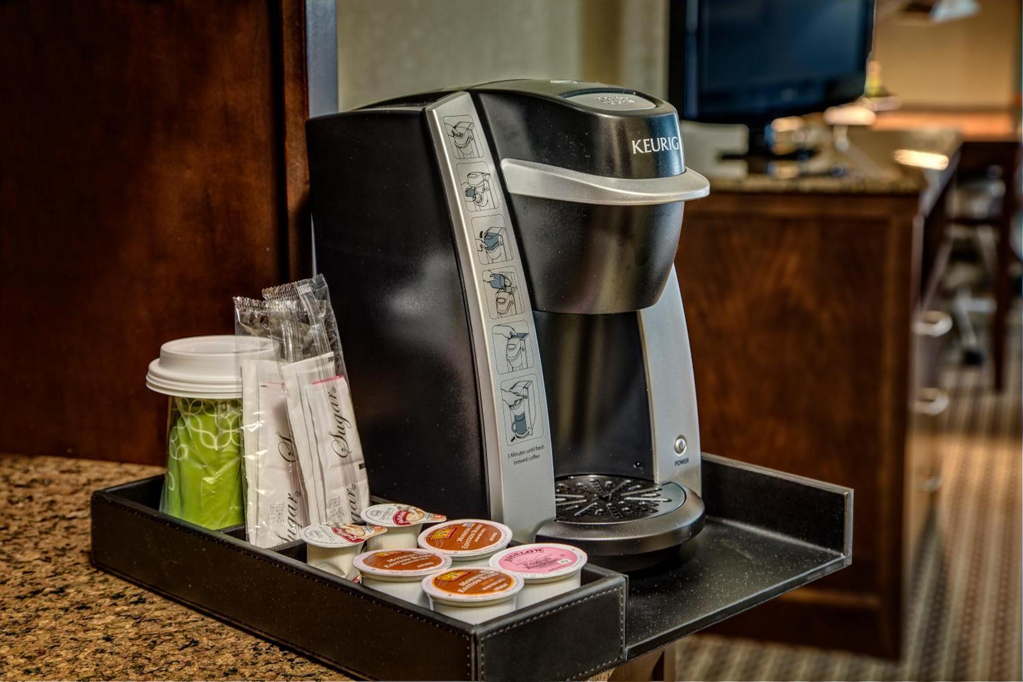 Hilton Garden Inn Midtown Tulsa Buitenkant foto