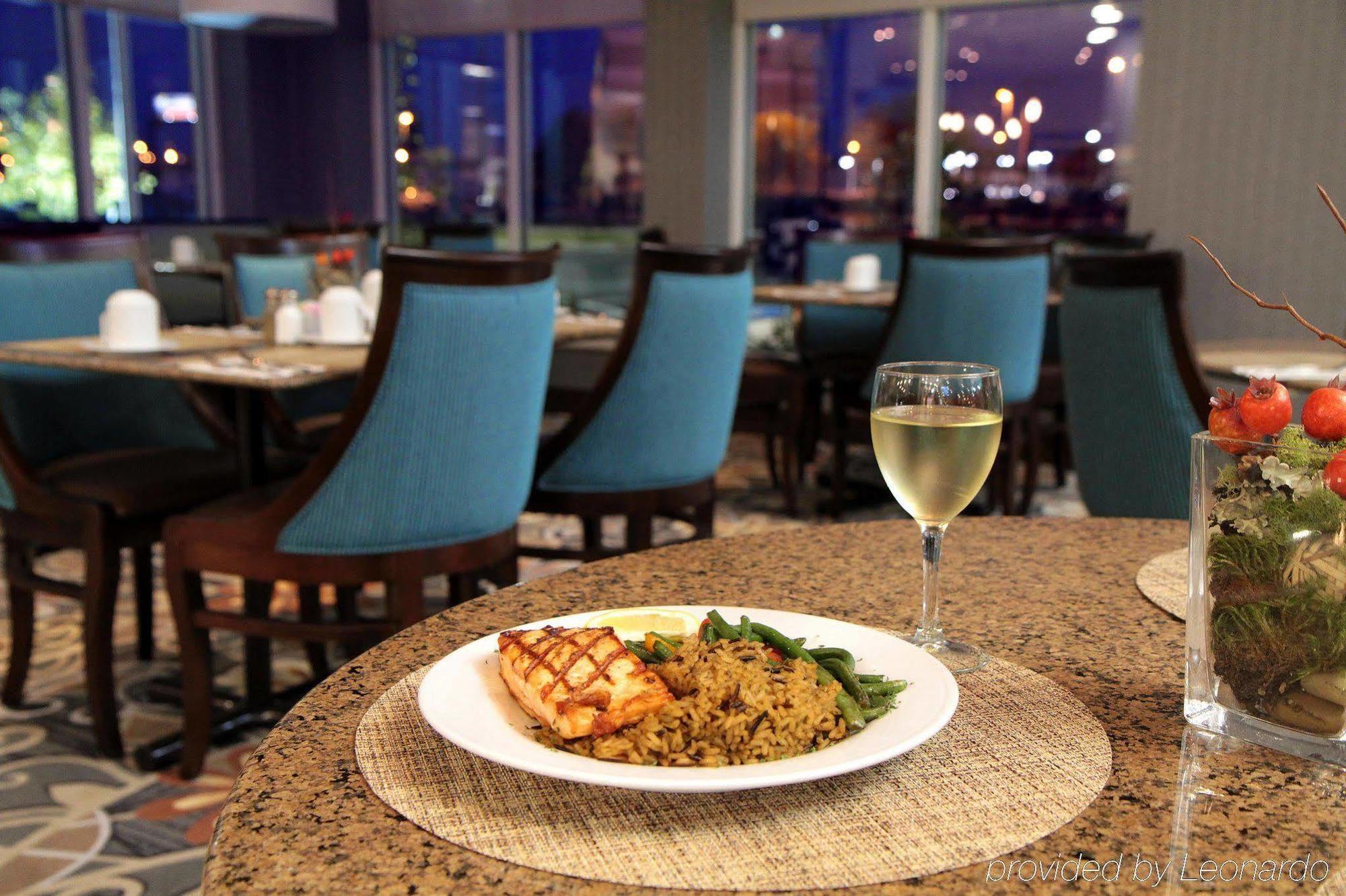 Hilton Garden Inn Midtown Tulsa Restaurant foto